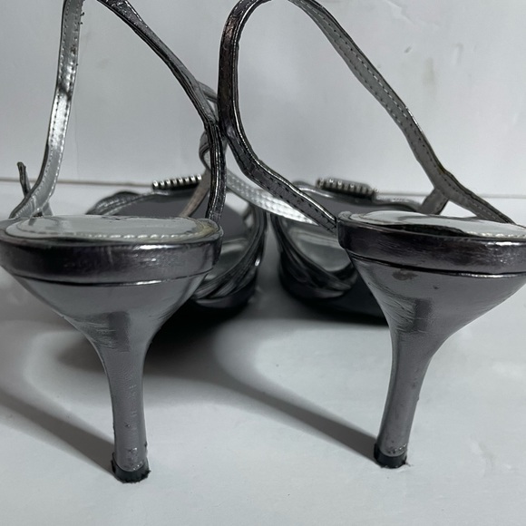 Gorgeous APT 9 platinum silver crystal rhinestone cocktail shoes 8.5 / 4” heel - Picture 4 of 6